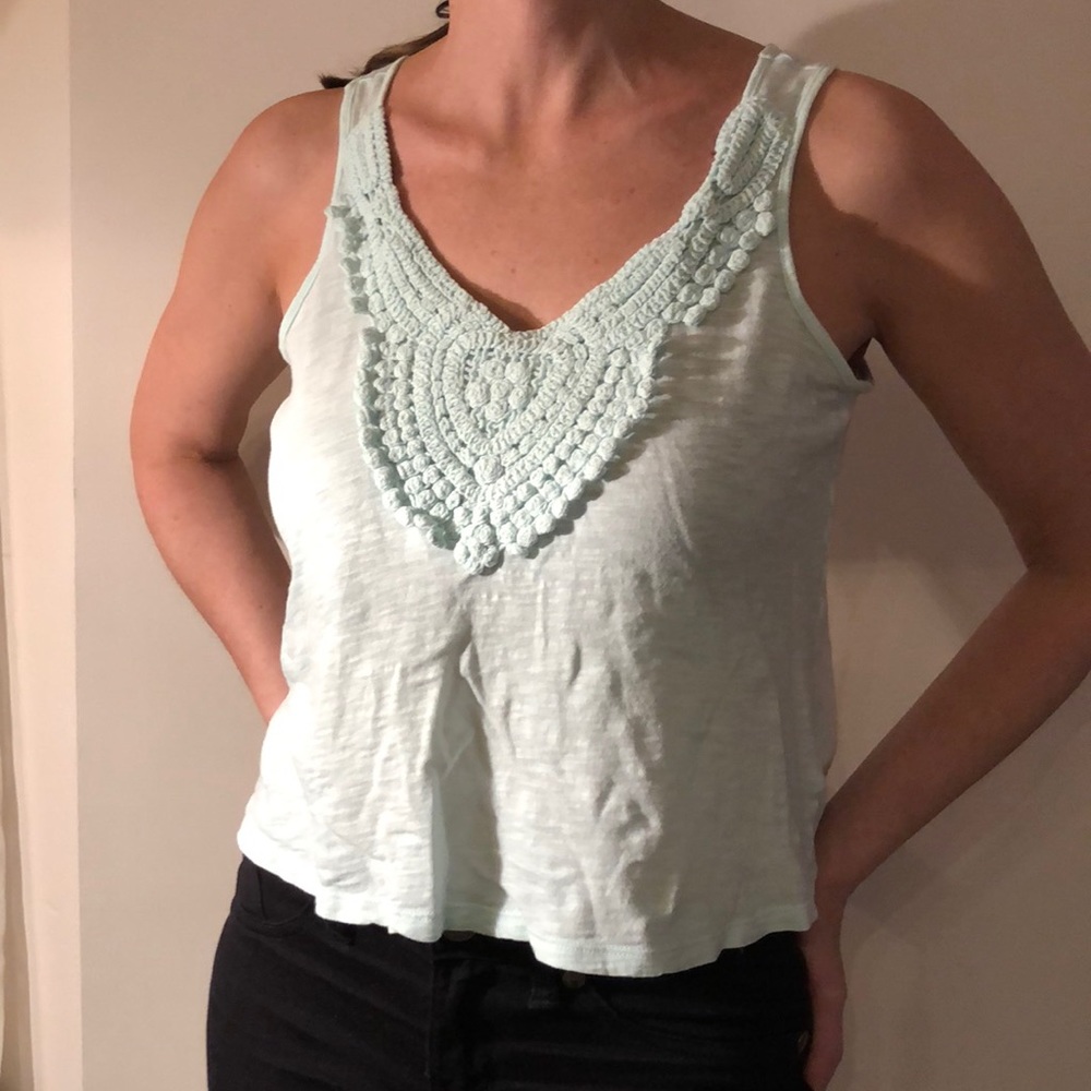 Ladies cropped tank